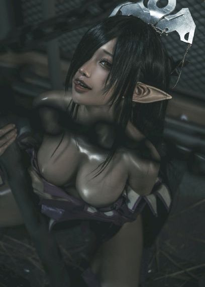 手指伸了进去h