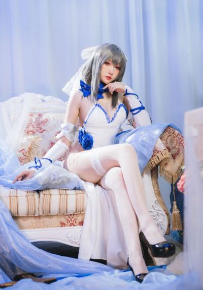 亚洲美女与野兽