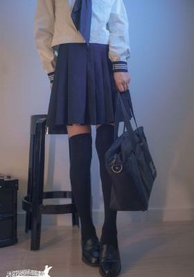 老男孩免费观看绯红女巫